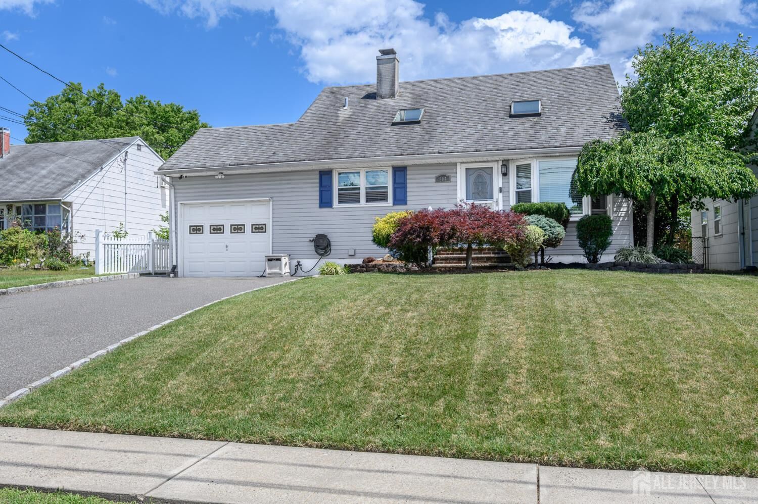 Property Photo:  204 Brown Avenue  NJ 08830 