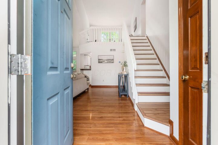 Property Photo: 4118 Pathfield Drive OH 43230