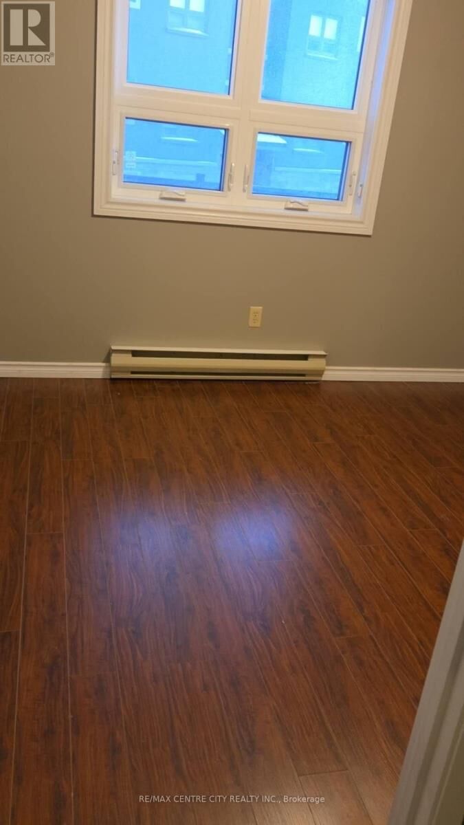 Property Photo: 9 Jacksway Crescent 212 ON N5X 3T7