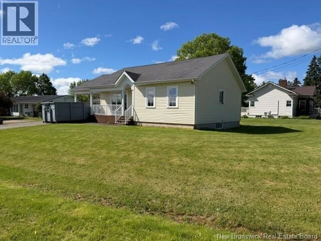 Property Photo:  1 Woodland Avenue  NB E4Z 4X4 