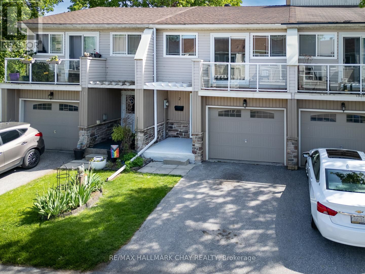 Property Photo: 12 Lankin Boulevard 2 ON L3V 6T2
