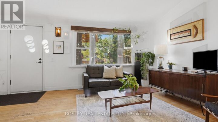 Property Photo:  29 Bloomfield Avenue  ON L2P 1X2 