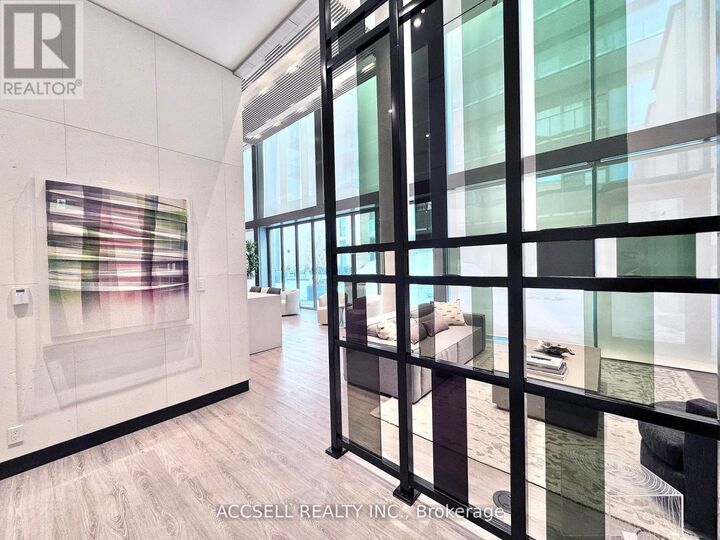 Property Photo: 185 Millway Avenue W1505 ON L4K 0L2
