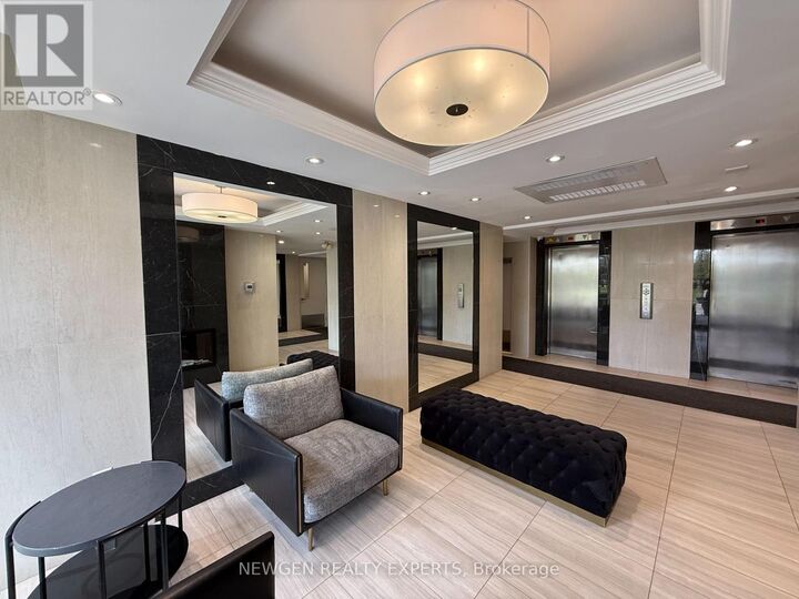 Property Photo:  725 Don Mills Road 1903  ON M3C 1S8 