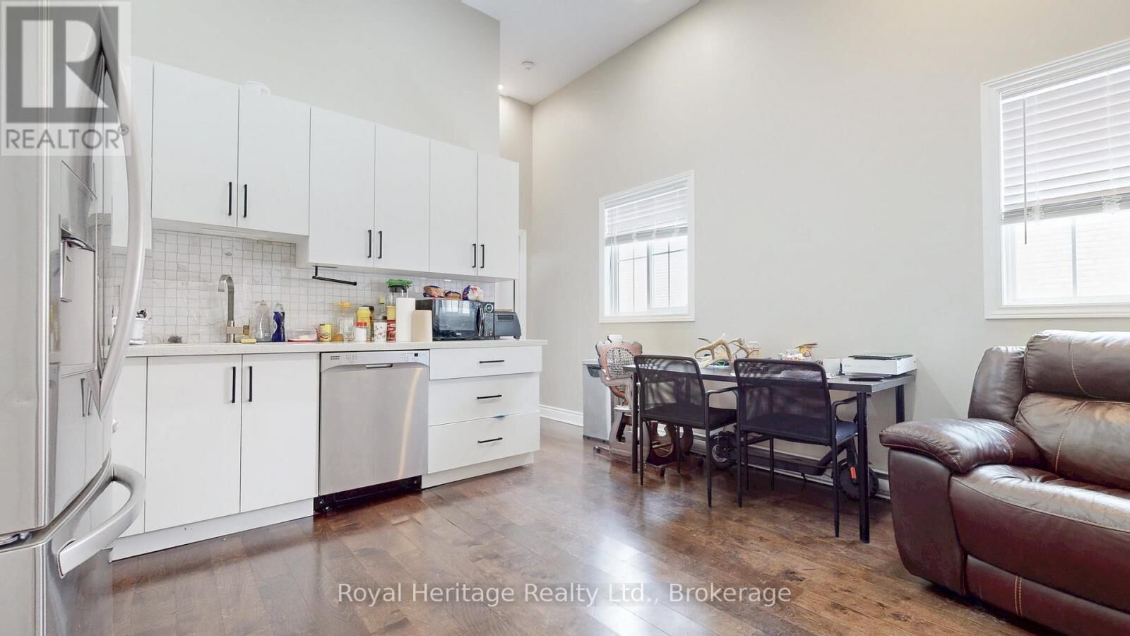 Property Photo:  100 Cromwell Avenue 1  ON L1J 4T6 