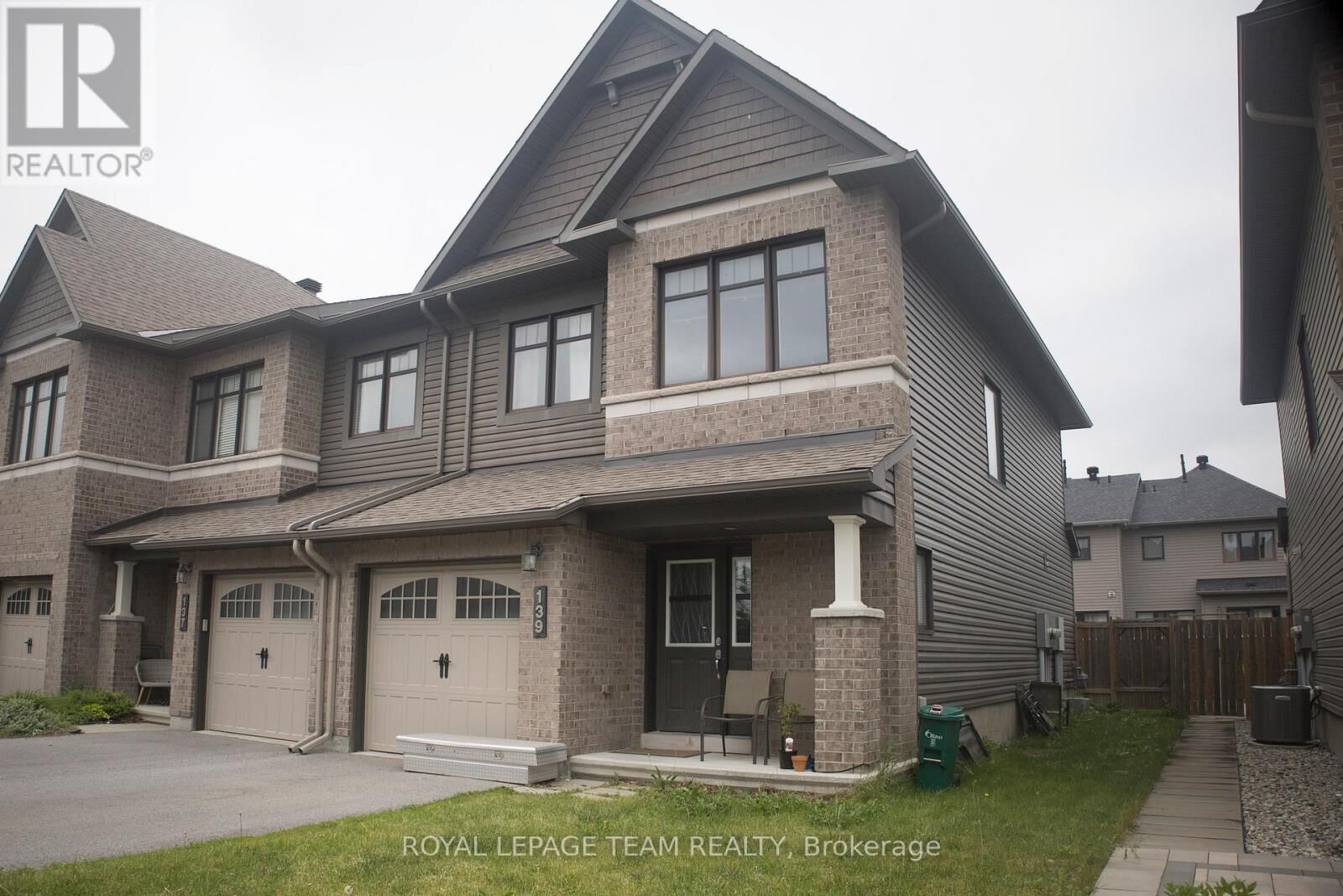 Property Photo: 139 Sweetwater Lane ON K2T 0L3