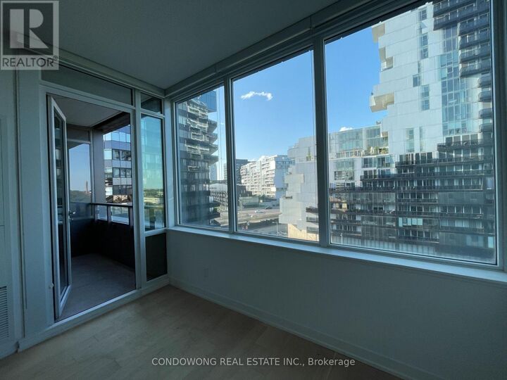 Photo de la propriété:  120 Bayview Avenue N706  ON M5A 0G4 