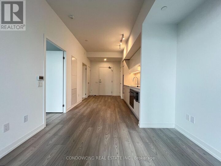 Property Photo:  82 Dalhousie Street 2515  ON M5B 0C5 