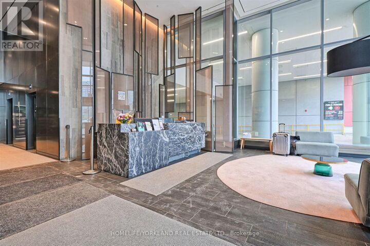 Property Photo:  576 Front Street West 718E  ON M5V 1C1 