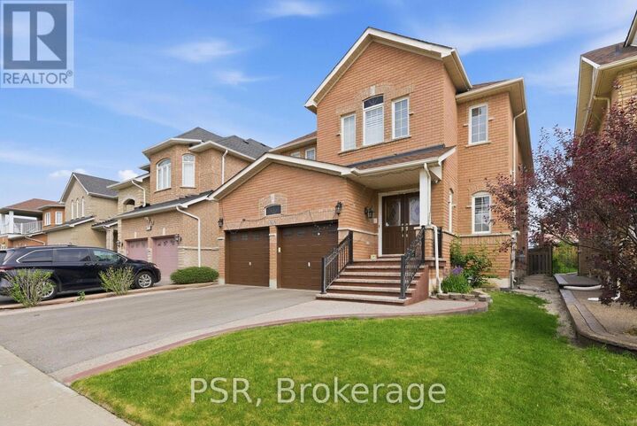 Property Photo:  426 Arrowsmith Drive Lower  ON L5W 1V2 