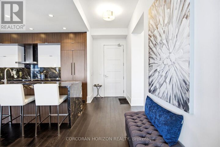 Property Photo: 300 Front Street West 4403 ON M5V 0E9