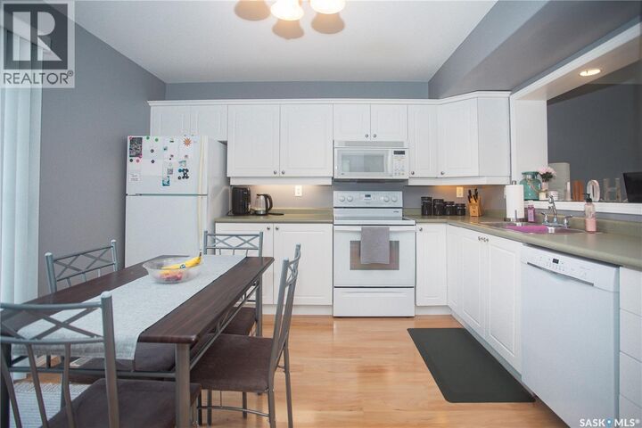 Property Photo:  163 670 Kenderdine Road  SK S7N 4W5 