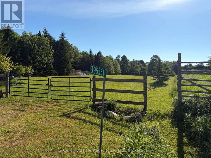 Property Photo:  395551 2 Corners  ON N0H 2V0 