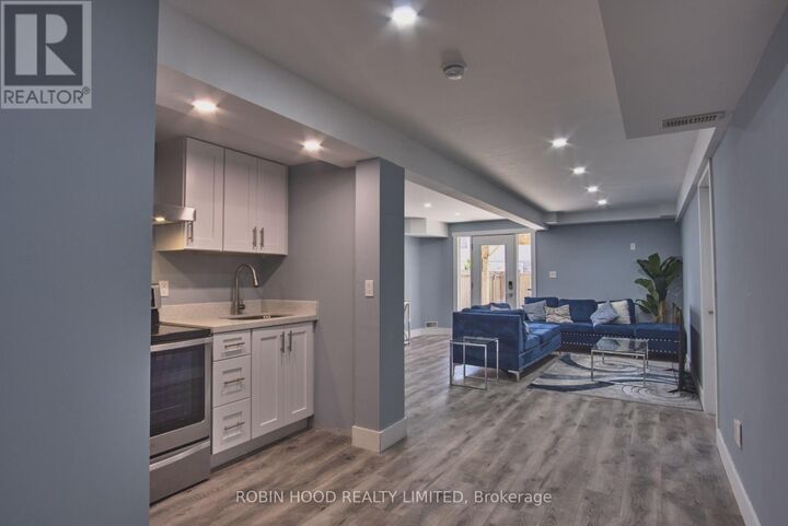 Property Photo:  201 Drenters Court Lower  ON N0B 2K0 