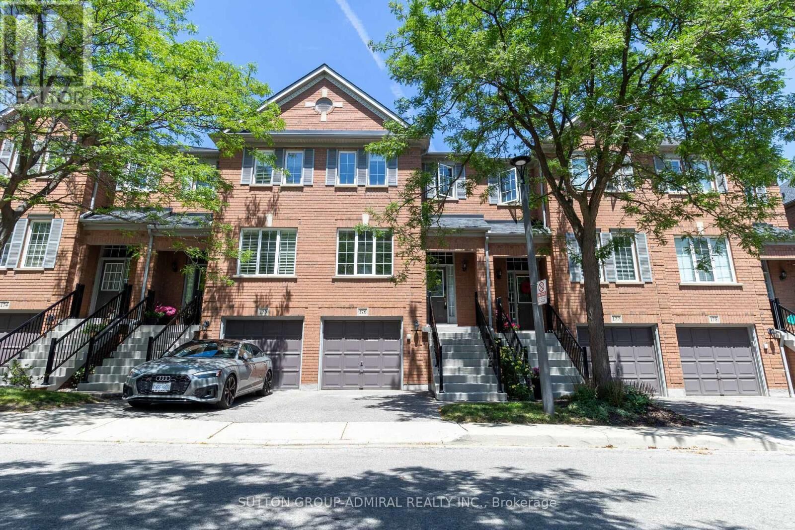 Property Photo: 5530 Glen Erin Drive 176 ON L5M 6E8