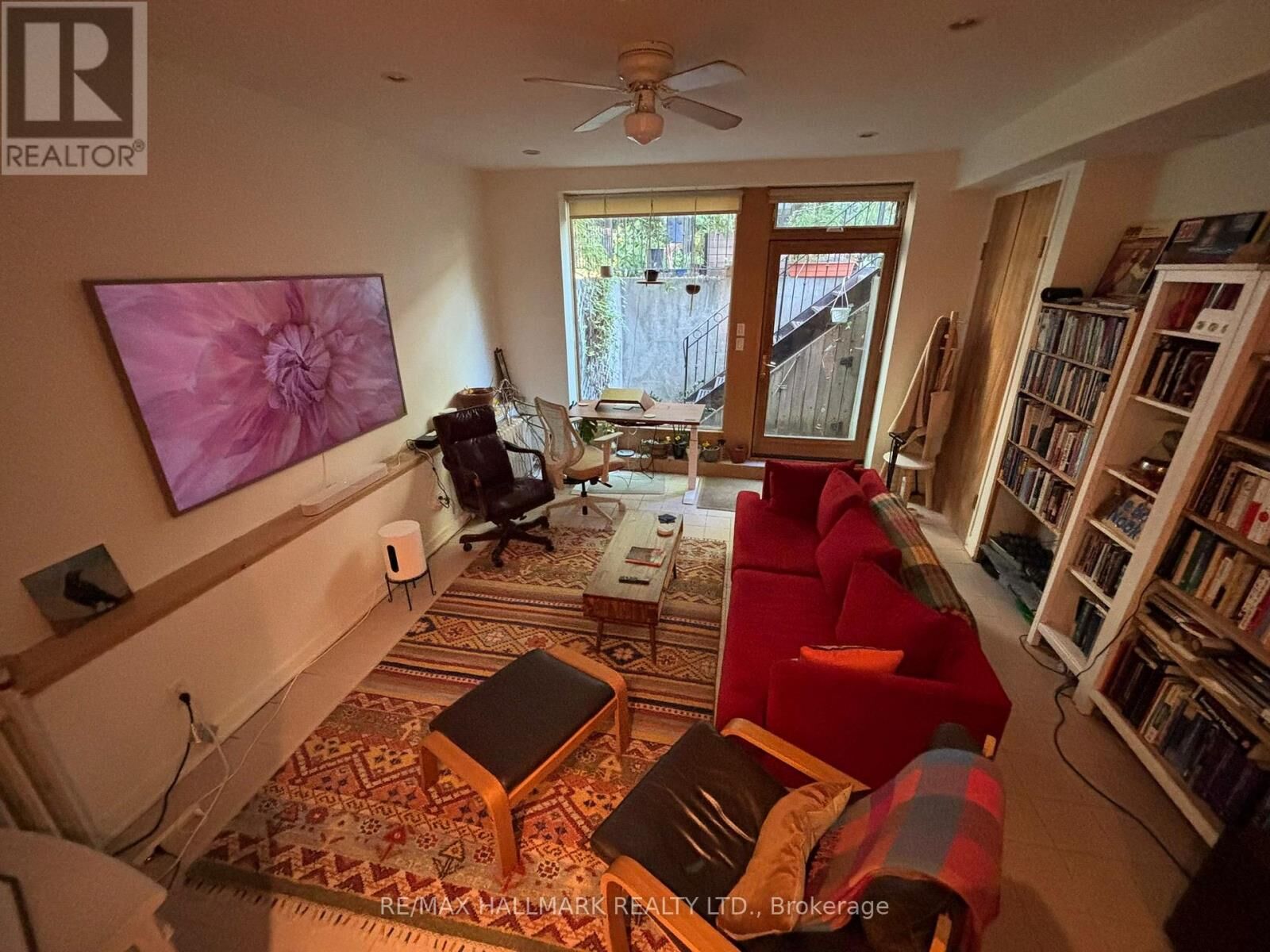 Property Photo: 321 Palmerston Boulevard Lower ON M6G 2N5