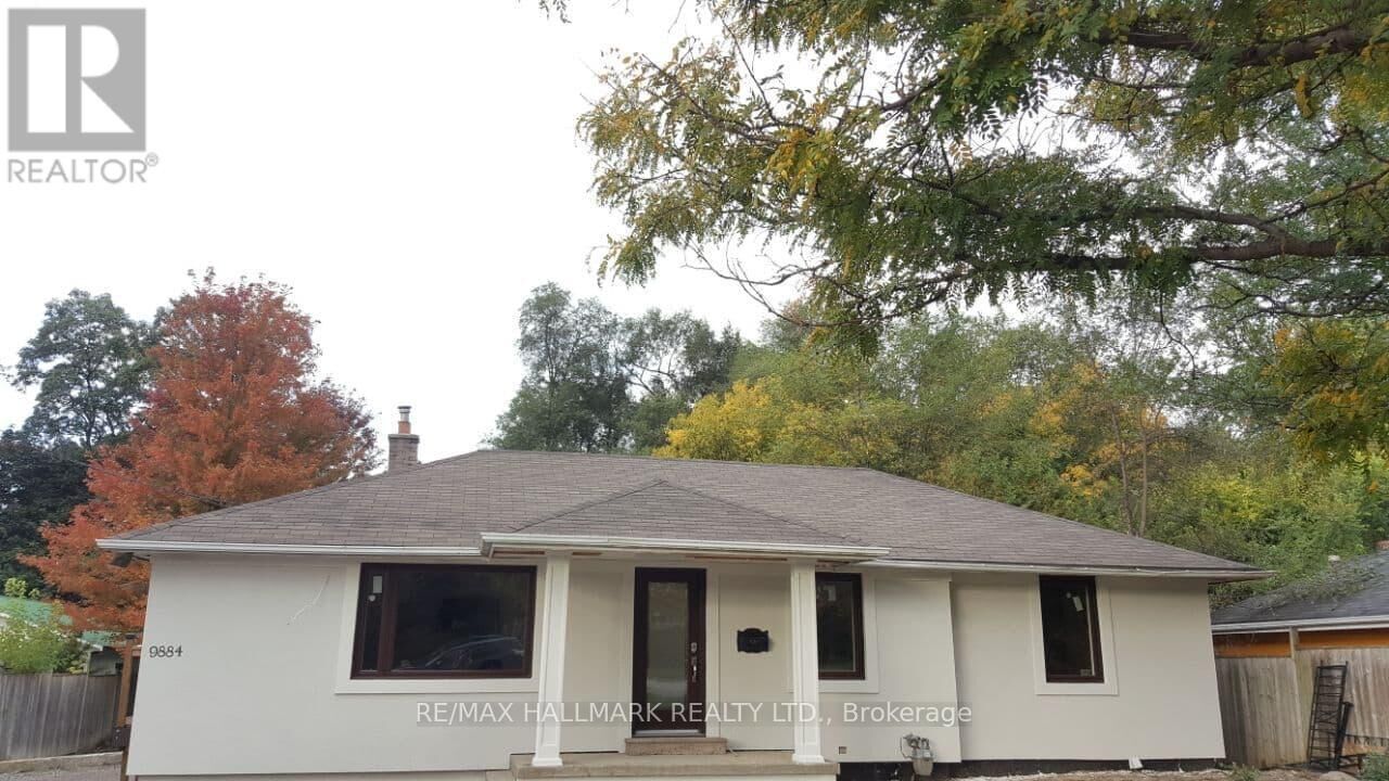Property Photo:  9884 Bayview Avenue Lower  ON L4C 2L3 