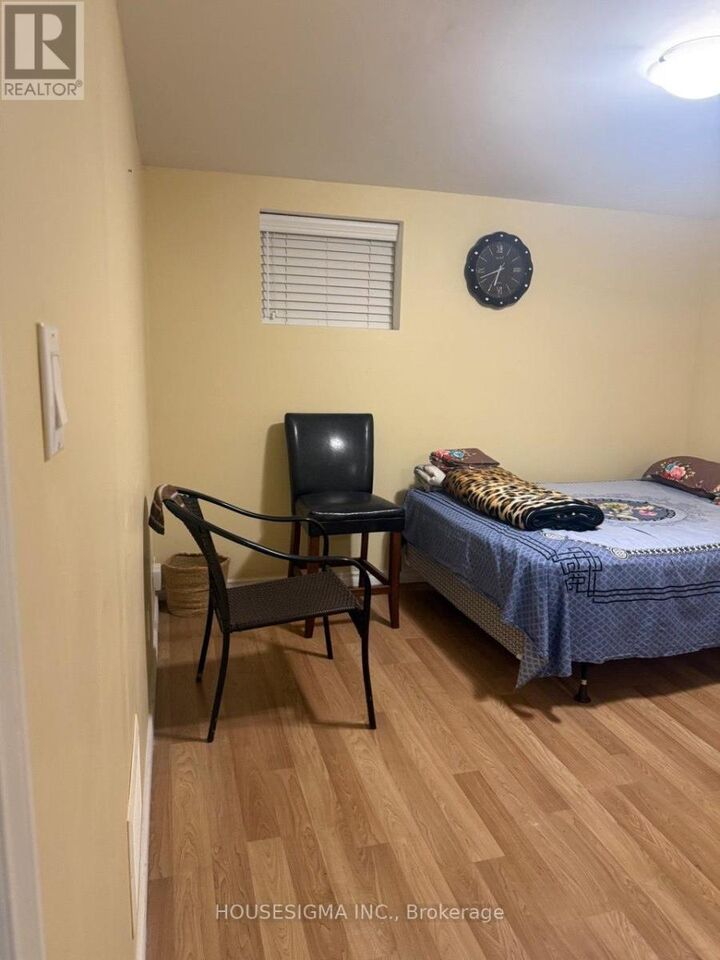 Property Photo:  19 Granard Boulevard Basement  ON M1M 2E2 