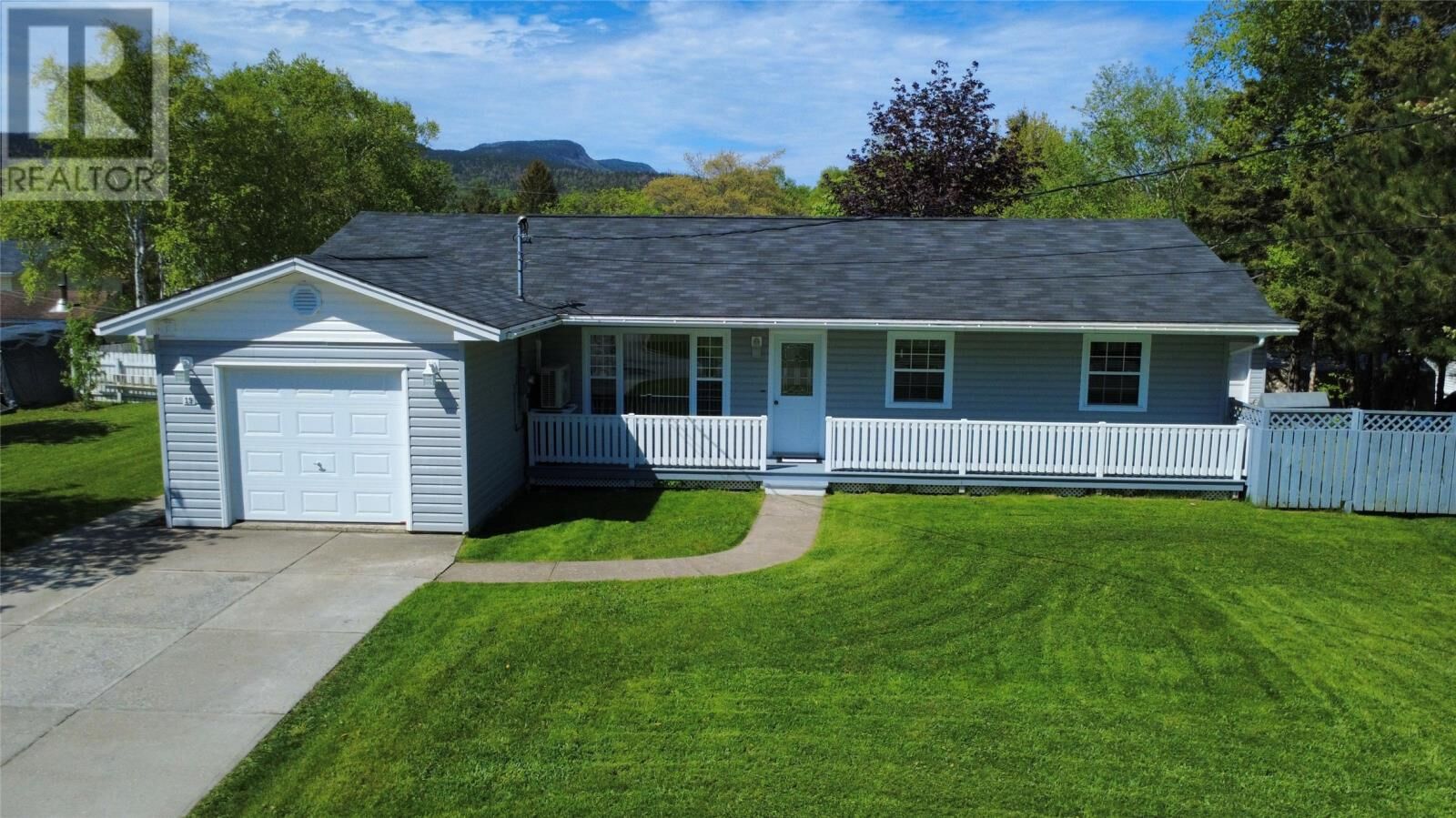 Property Photo: 19 Third Avenue NL A0L 1K0