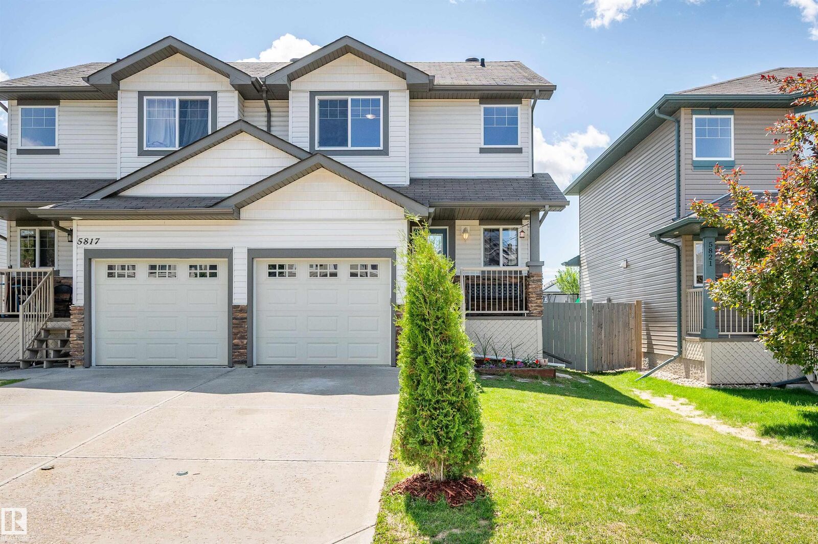 Property Photo: 5819 8 Avenue SW AB T6X 0G7