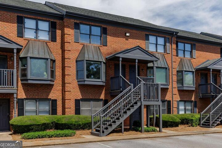 Property Photo: 550 Dearing Street 23 GA 30606