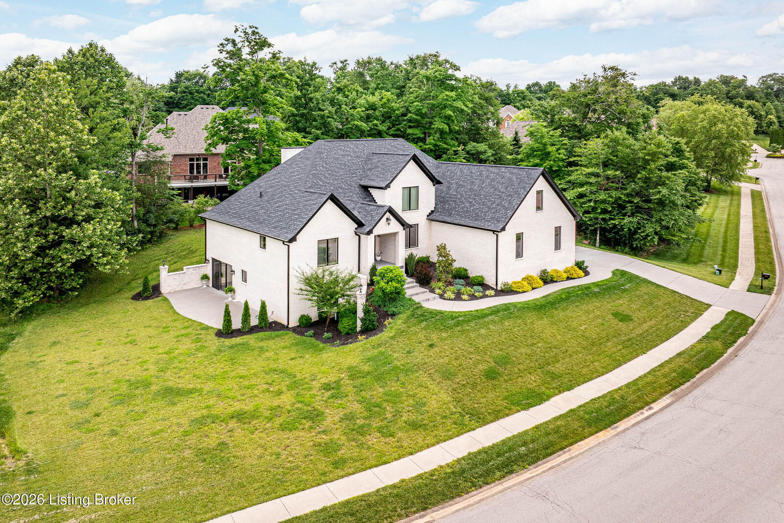 Property Photo: 3506 Charlevoix Ct IN 47119