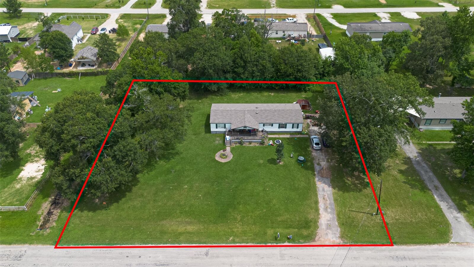 Property Photo:  21625 County Road 37492  TX 77327 