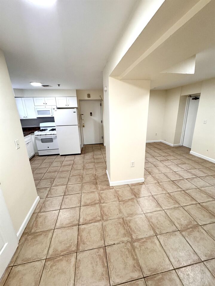 Property Photo: 64 Park St B NJ 07305