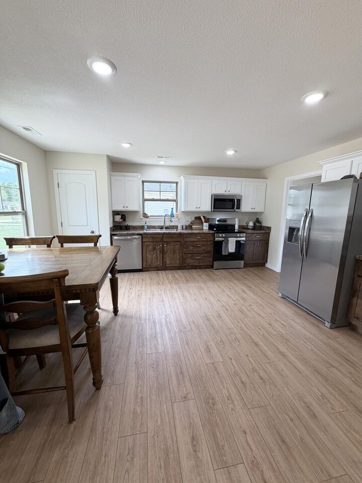 Property Photo:  1403 N Western Street  MO 65265 