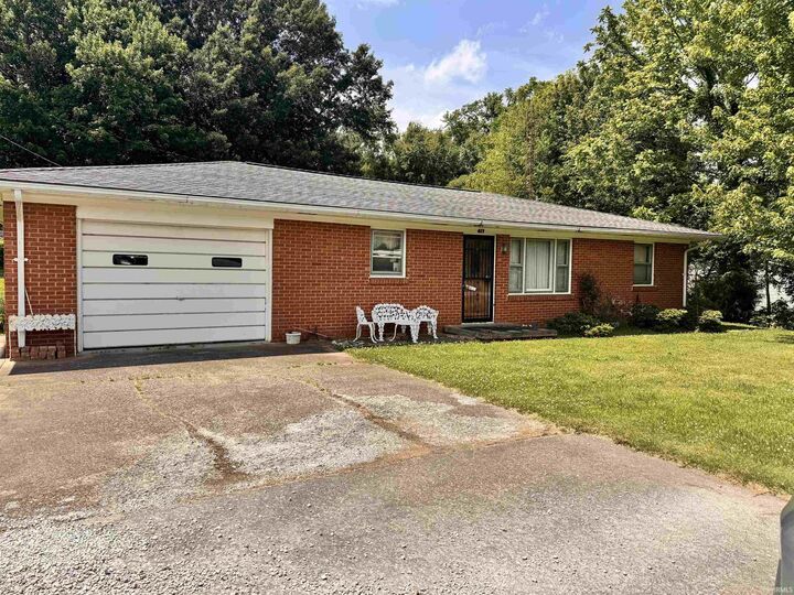Property Photo:  417 S Main Street  IN 47611 