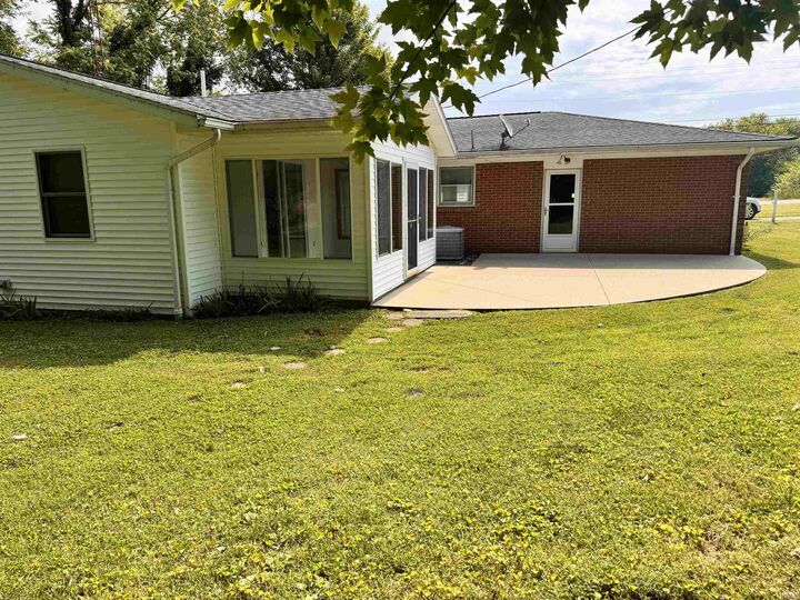 Property Photo:  417 S Main Street  IN 47611 