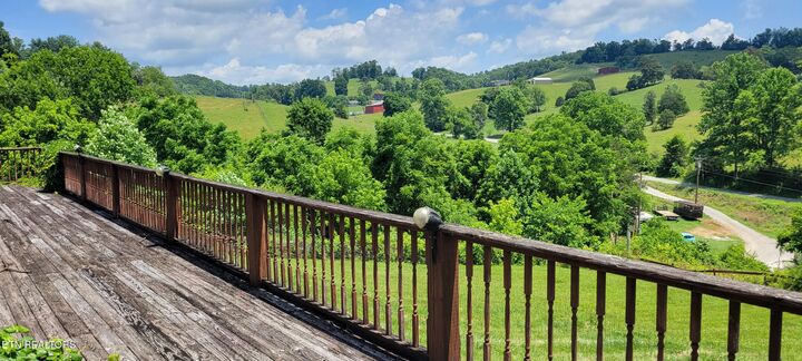 Property Photo:  151 Rolen Rd  TN 37825 