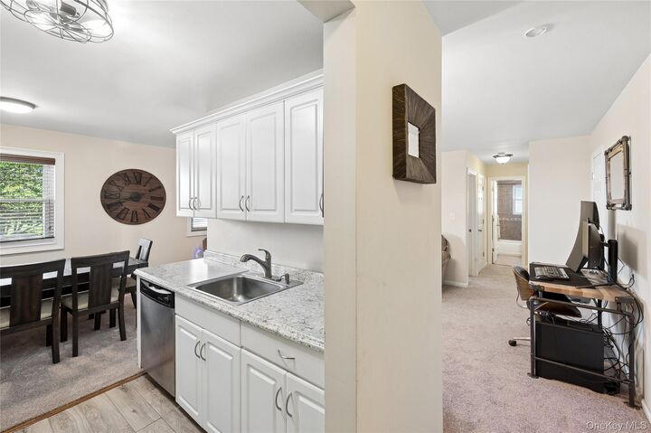 Property Photo:  260 Waverly Avenue 49  NY 11772 