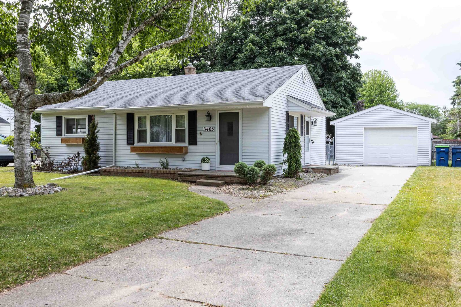 Property Photo: 3405 Meyer MI 48608