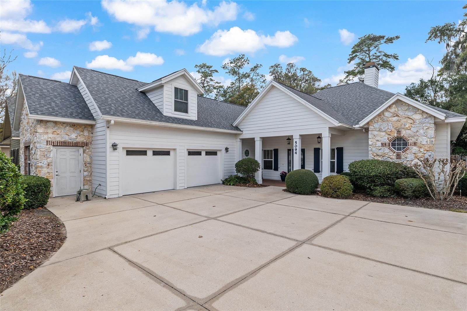 Property Photo:  5094 NW 58th Street  FL 32653 