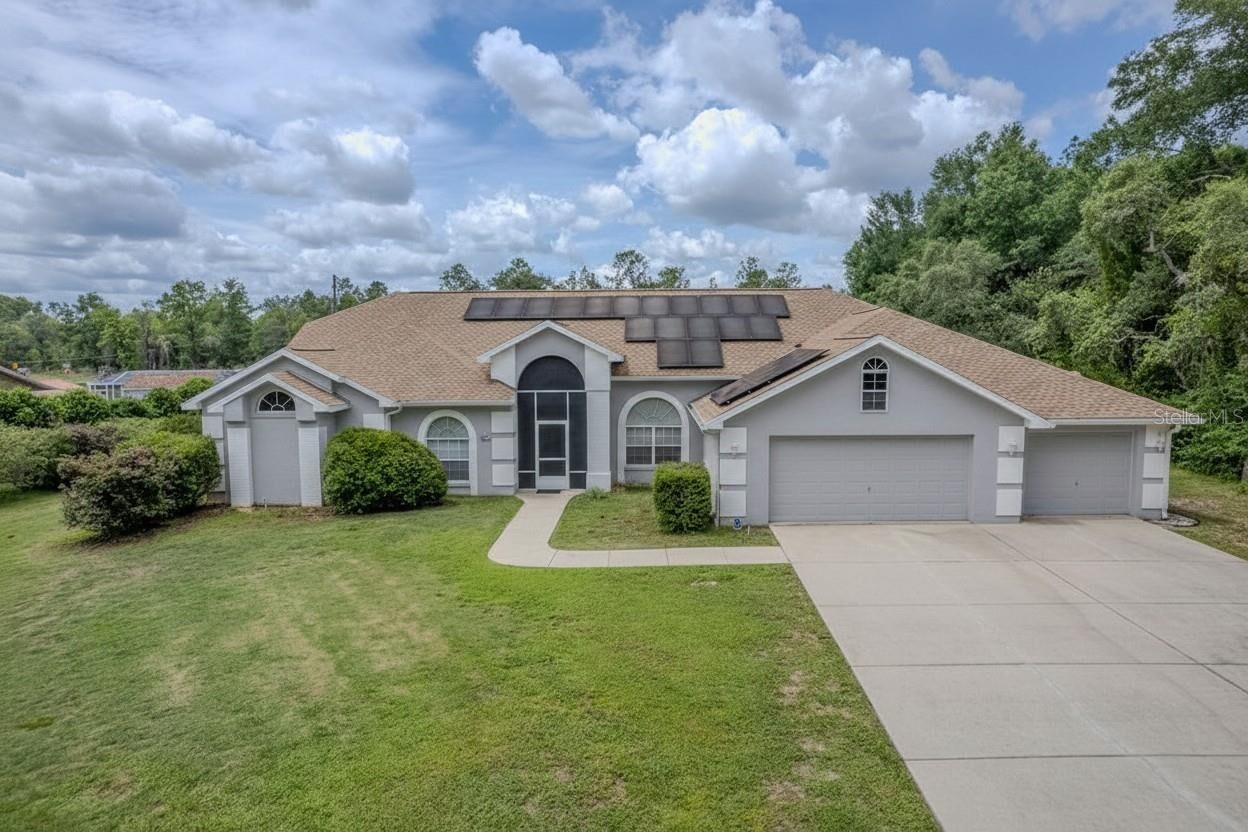 Property Photo:  20811 SW 81st Loop  FL 34431 