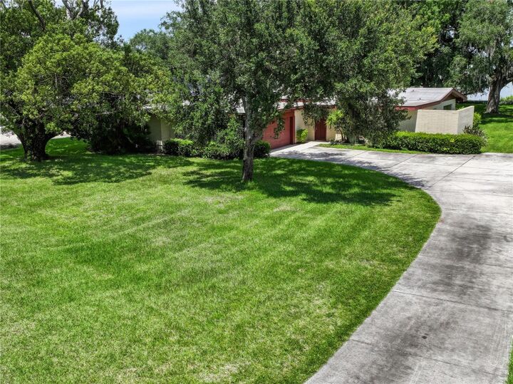 Property Photo: 1210 W Lake Hamilton Drive FL 33881