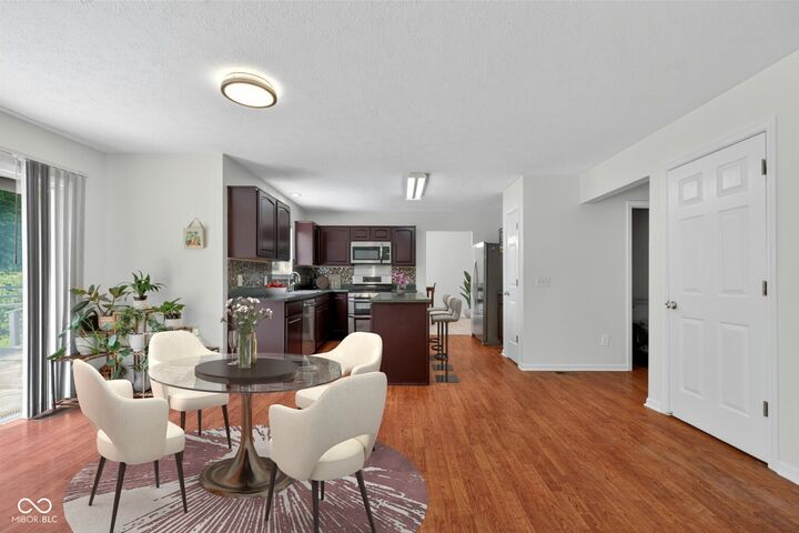 Property Photo:  1419 Keensburg Court  IN 46228 