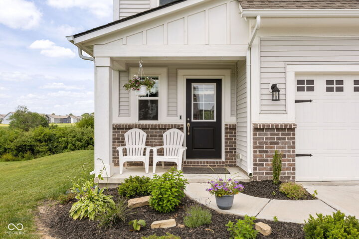 Property Photo:  930 Lexham Court  IN 46122 