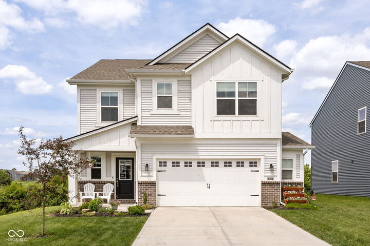 Property Photo: 930 Lexham Court IN 46122