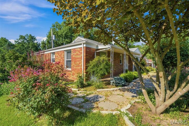 Property Photo: 8412 Old Bonhomme Road MO 63132