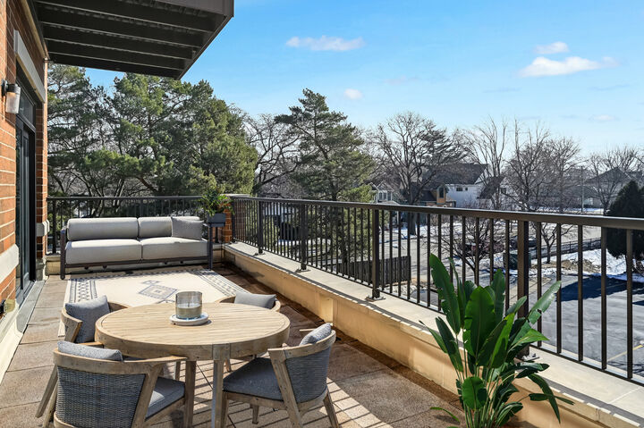 Property Photo: 4441 Wolf Road 206 IL 60558