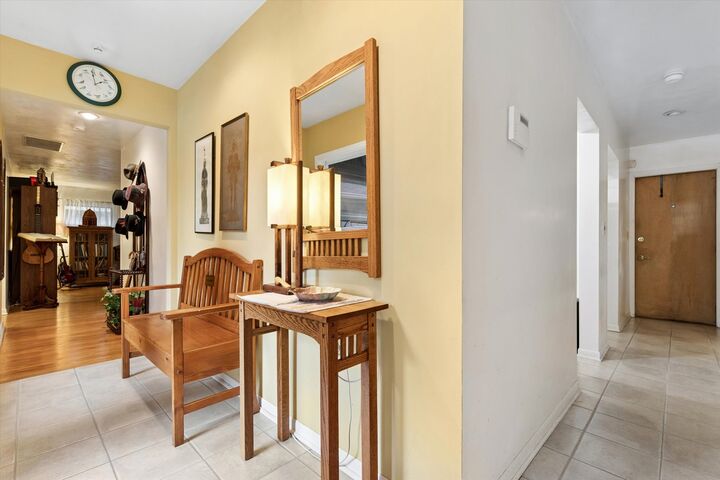 Property Photo:  125 N Park Boulevard  IL 60137 