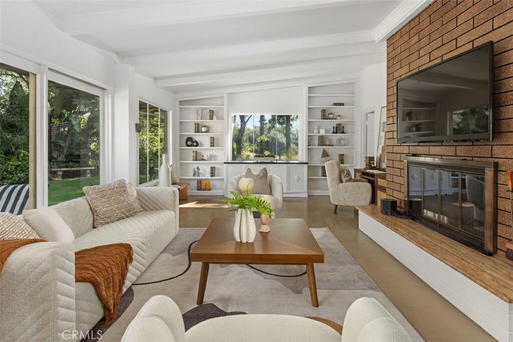 Property Photo:  444 Oneida Drive  CA 91107 