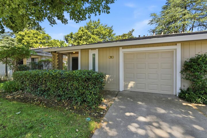 Property Photo:  7997 La Riviera Drive  CA 95826 