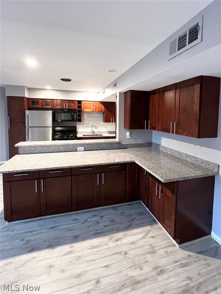 Property Photo:  20301 Shelburne Road 9B  OH 44118 