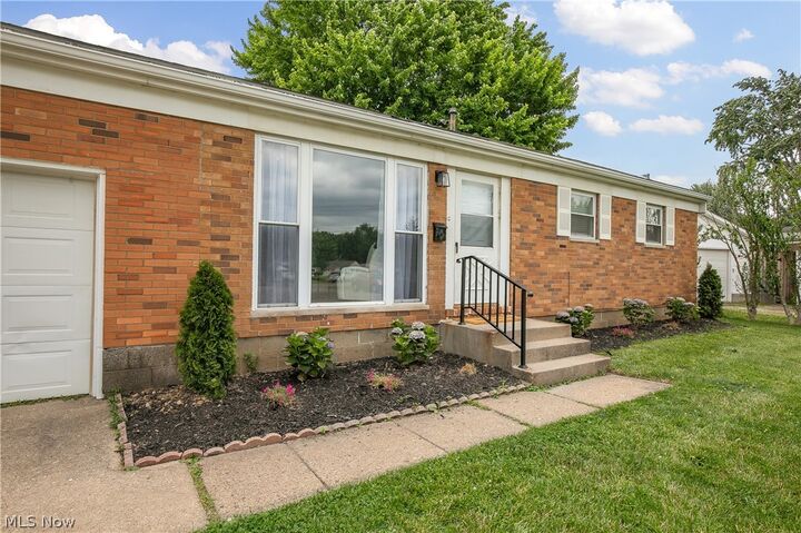 Property Photo:  3816 Root Avenue NE  OH 44705 