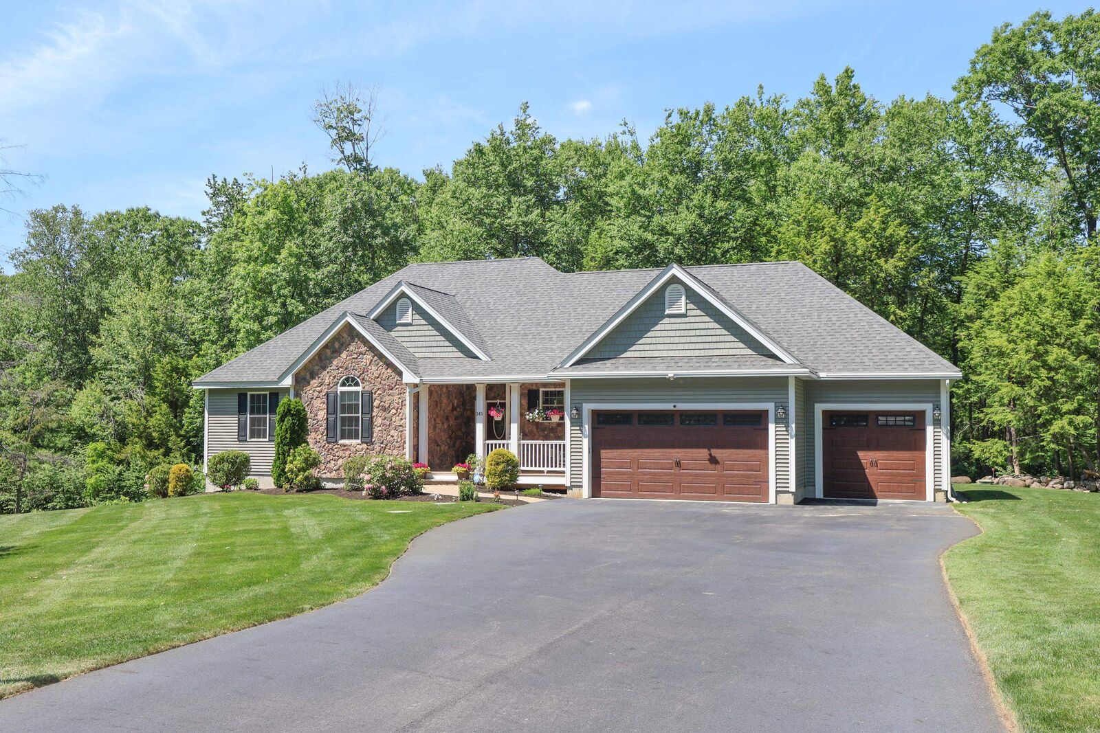 Property Photo: 145 Clement Road NH 03076