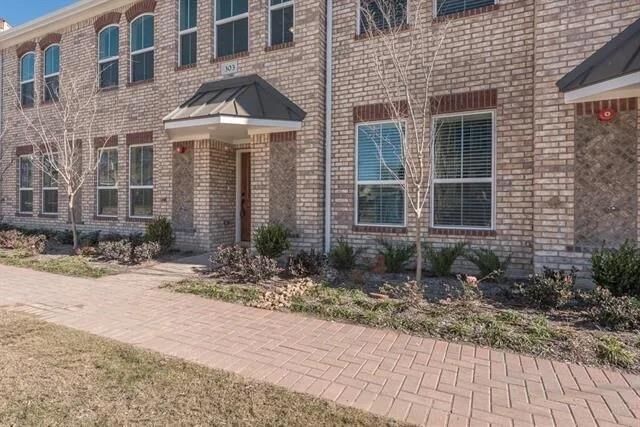 Property Photo:  303 Lily Lane  TX 75057 