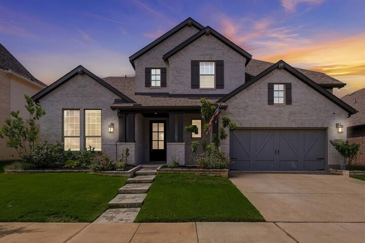 Property Photo: 1209 10th Street TX 76226